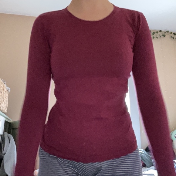 Wine red long sleeve top - Picture 4 of 5